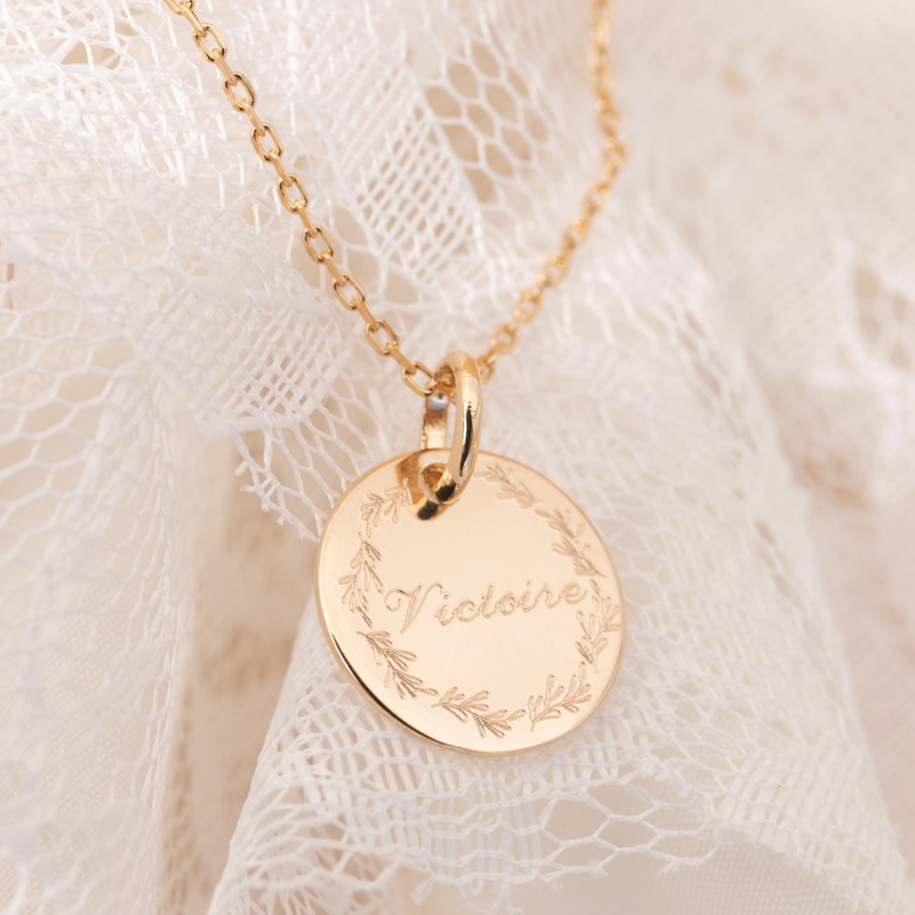 Collana battesimo personalizzata corona di foglie